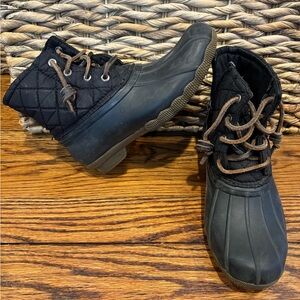 Sperry Kids size 1 Saltwater Nylon Quilt Duck Boot
